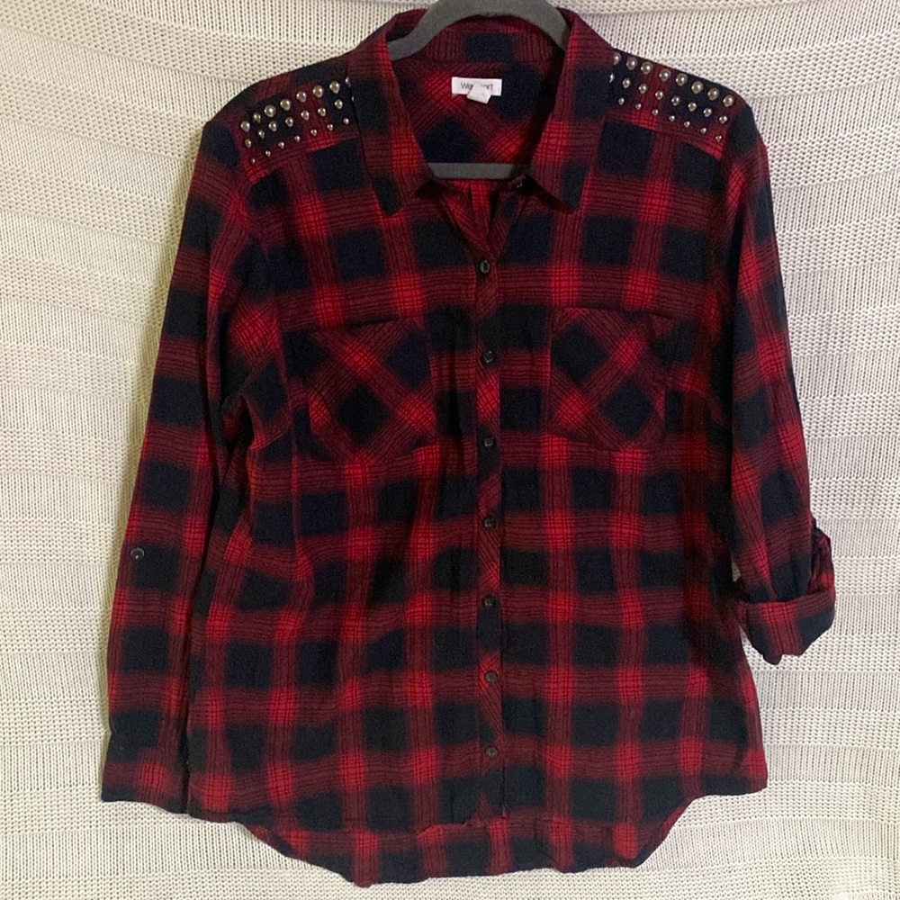 Westport Large Red and Black plaid with studs on shoulders 100% Cotton